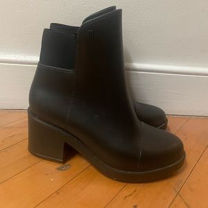 Chelsea rain boots Melissa sz 6